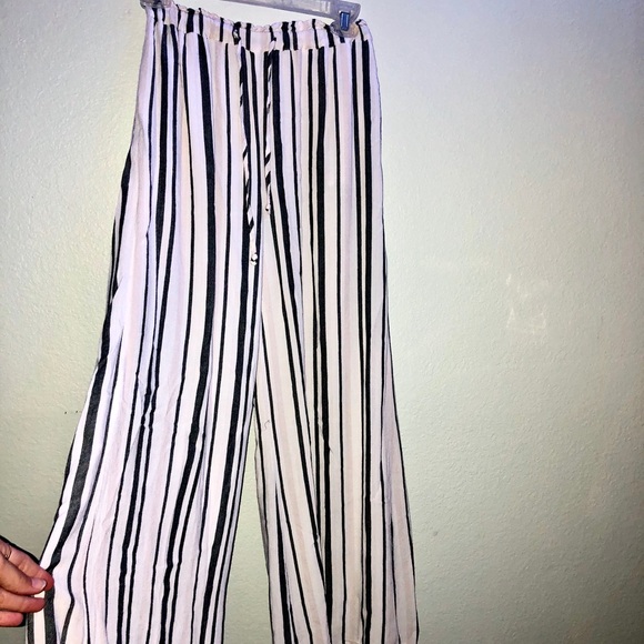 Outfit Set - Picture 2 of 4